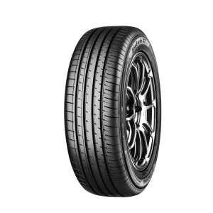 215/60R17 96H YOKOHAMA BLUEAE61